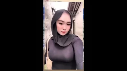Bokep Indo Hijab Tobrut Cantik Prank Petani - EPORNER • unique special • FapNest
