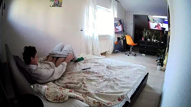 Bedroom 5: Kamila & Danildo Hot Kissing, Teasing Foreplay – Real Amateur Couple • special epic • FapNest